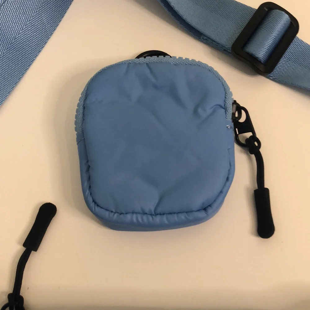 Anthropologie Nylon Crescent Sporty Sling Bag blue - Picture 2 of 4